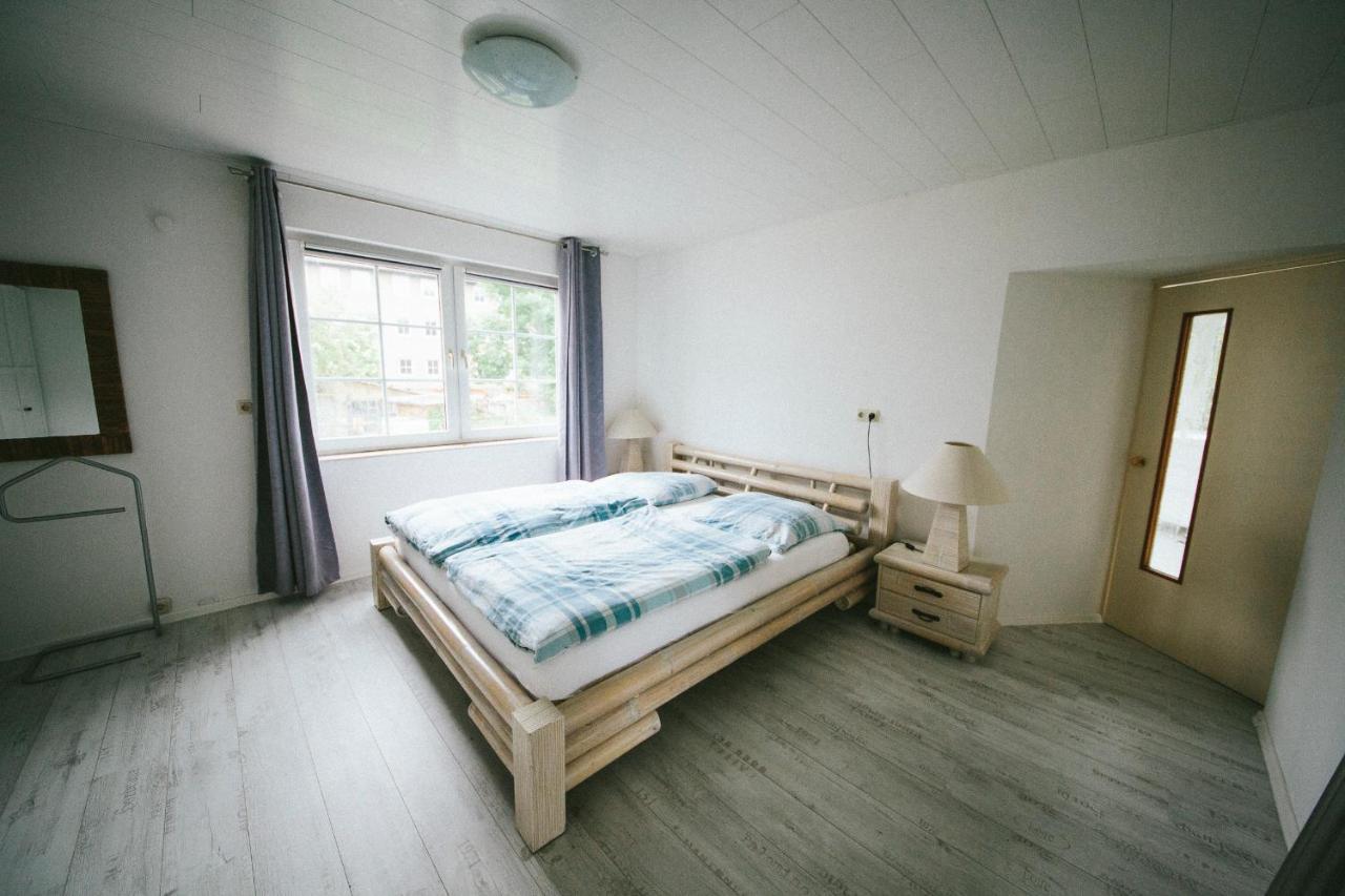 רודולשטאדט Grosse & Voll Ausgestattete Apartments, Studios, Doppelzimmer, Workspace, Parkplatz, Netflix, Prime & Schnelles Wifi In Ruhiger Lage Mit Garten מראה חיצוני תמונה