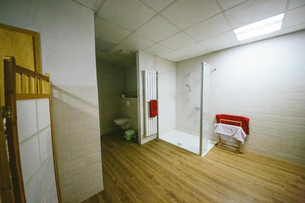 רודולשטאדט Grosse & Voll Ausgestattete Apartments, Studios, Doppelzimmer, Workspace, Parkplatz, Netflix, Prime & Schnelles Wifi In Ruhiger Lage Mit Garten מראה חיצוני תמונה