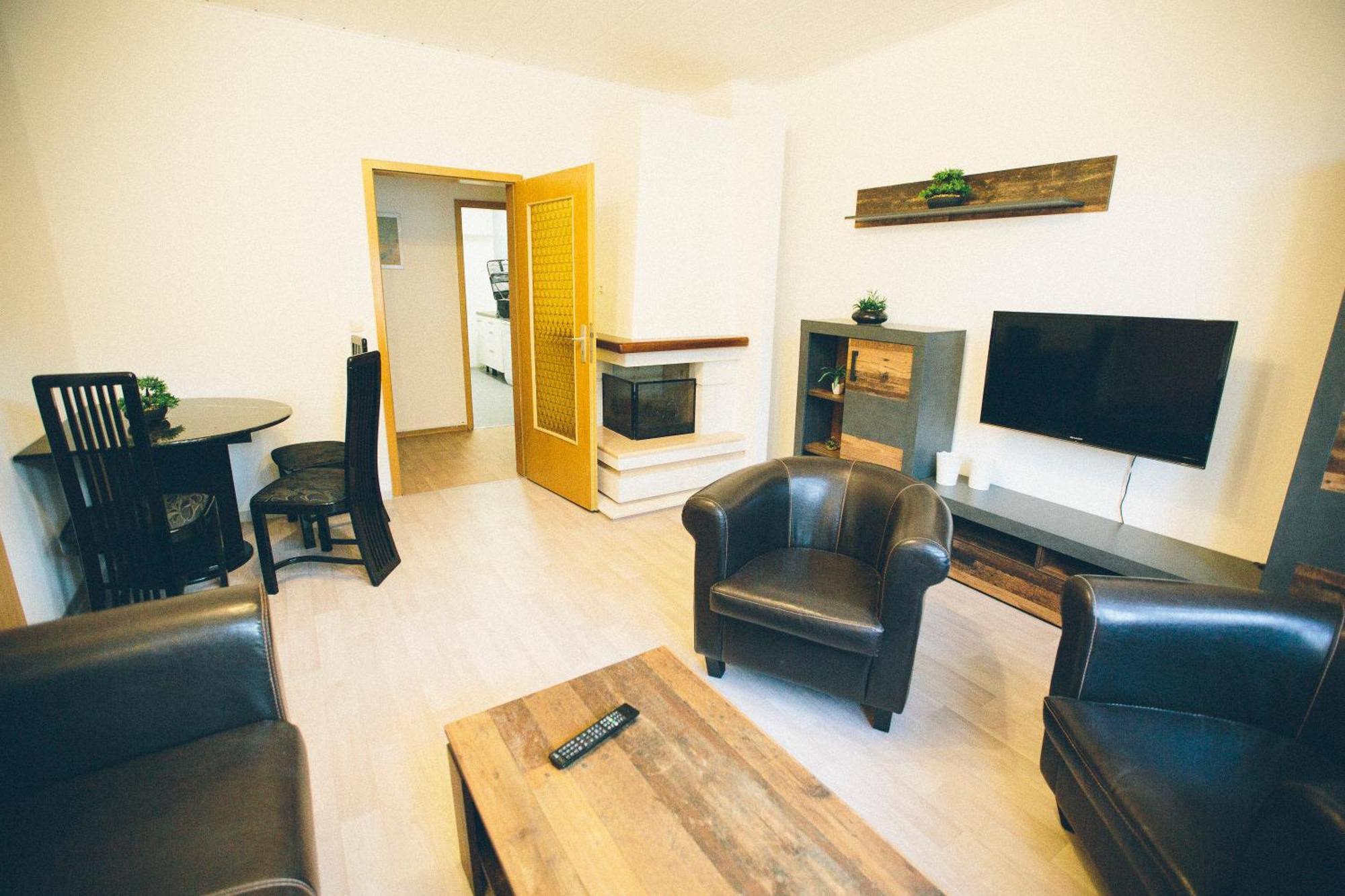 רודולשטאדט Grosse & Voll Ausgestattete Apartments, Studios, Doppelzimmer, Workspace, Parkplatz, Netflix, Prime & Schnelles Wifi In Ruhiger Lage Mit Garten חדר תמונה